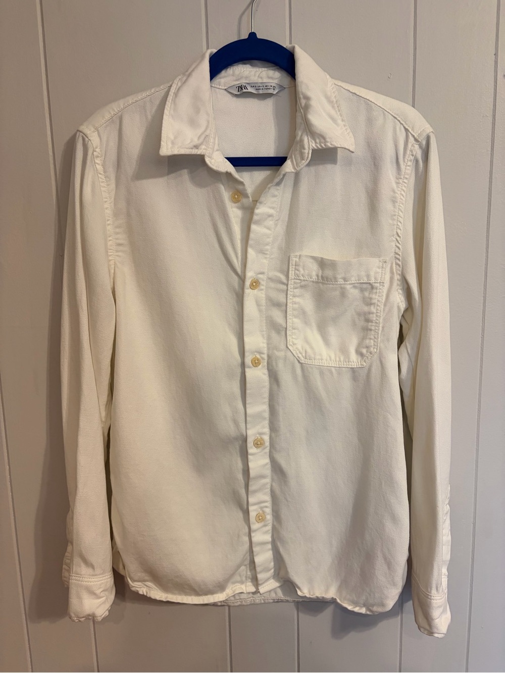 Zara Women's Cream Button-Down Shirt